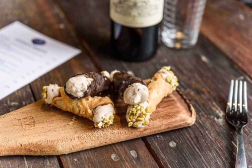 Assorted Cannoli (Chocolate & Pistachio)