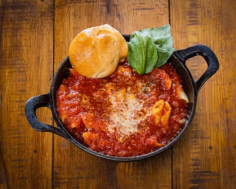 Pasta Marinara with Fresh Basil